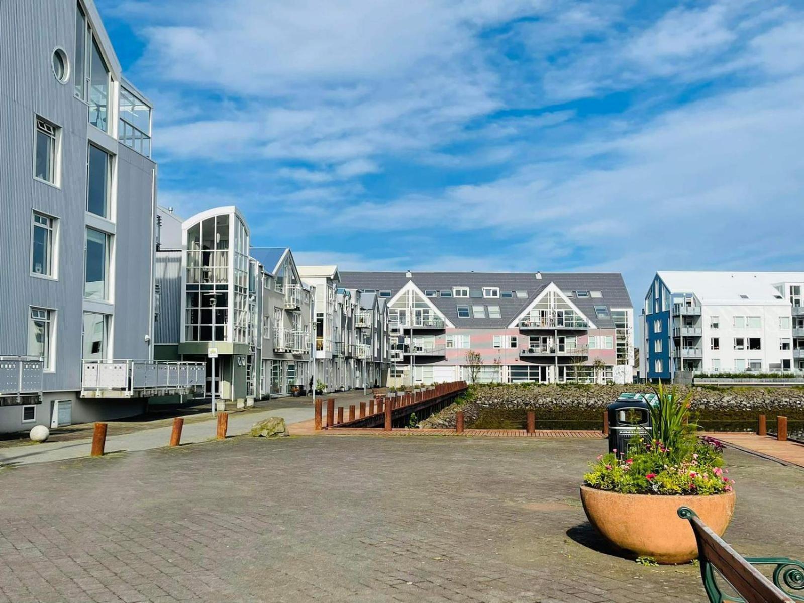Studio Apartment With Ocean View Reykjavík Zewnętrze zdjęcie